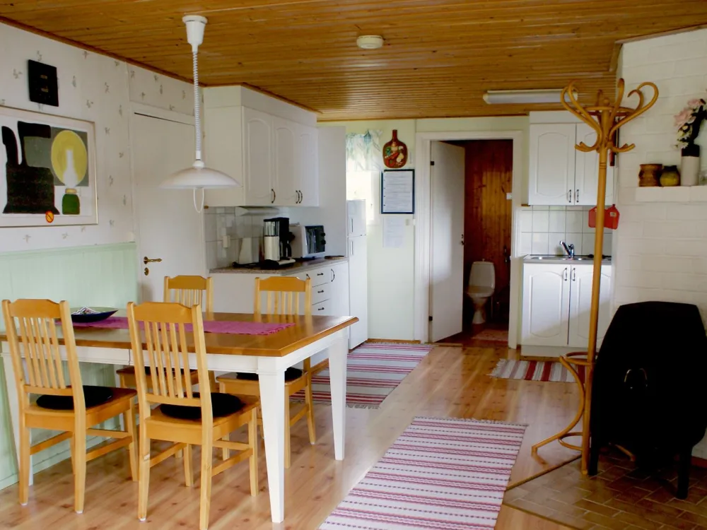 Holmströms stugor, stuga 021766