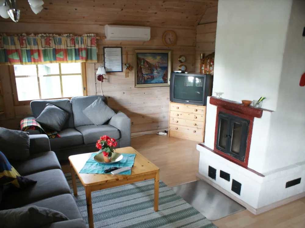 Holmströms stugor, stuga 021765