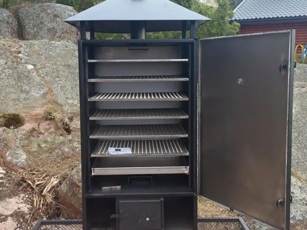 Bomans stugor, fiskrök