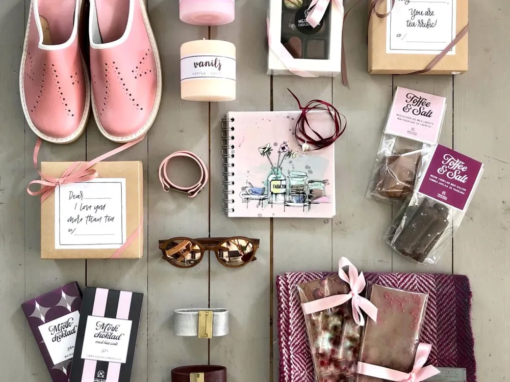 Viktor Crafts & Design