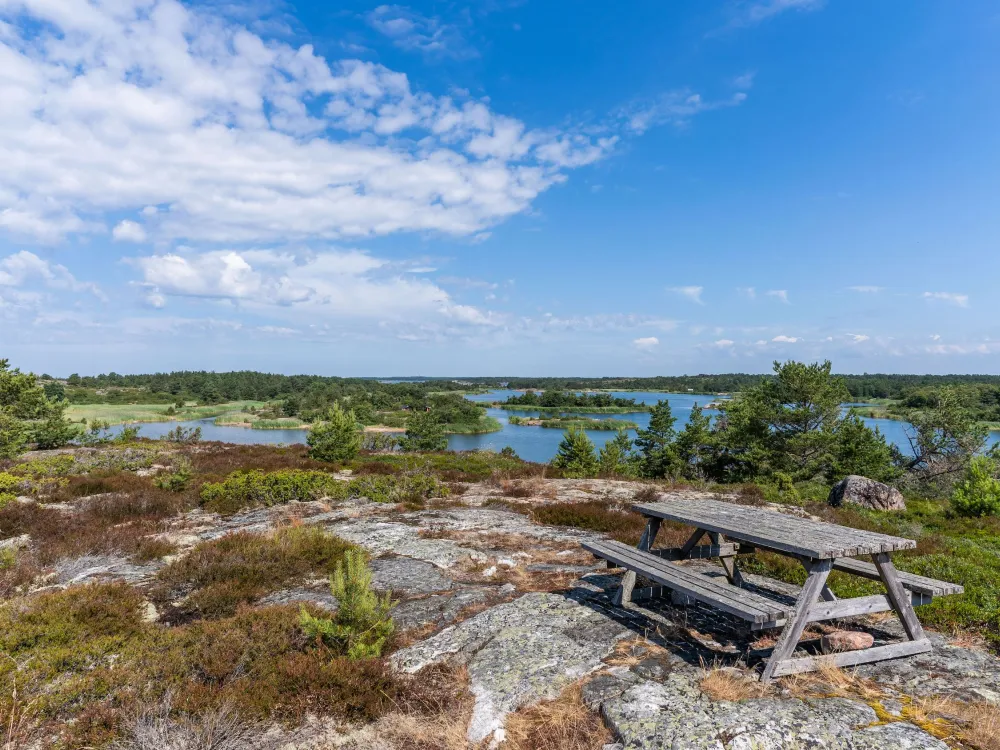 Kumlinge åttan 12,5 km – keskiaikainen kirkko ja saaristoluontoa