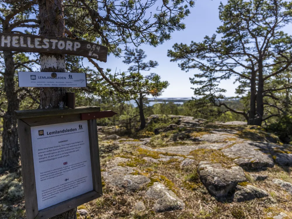 Lemlandsleden 25 km – hilltops and peasant sailing traditions