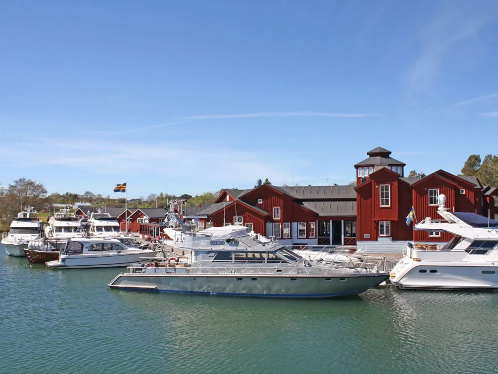 Brudhäll Hotell & Restaurang