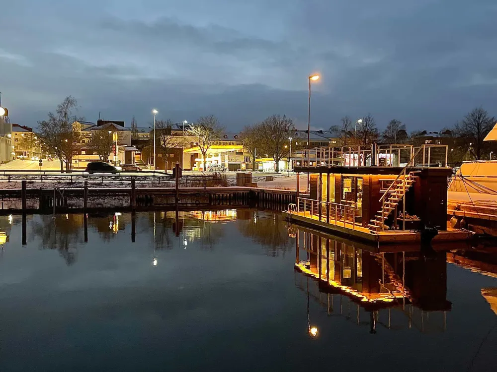 M/S Sauna Marin sauna raft